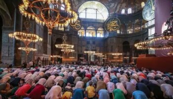 Ayasofya-i Kebir Camii 40 milyon ziyaretçiyle rekor kırdı