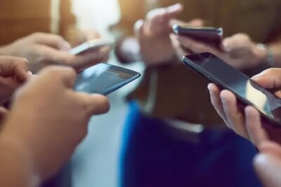 Dünyanın En Güçlü 10 Telefonu Açıklandı !