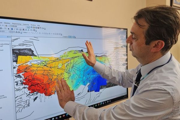 Türkiye İkiye Bölünebilir mi