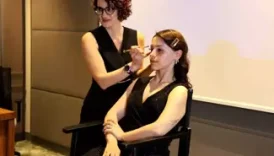 Kanseri Yenen Güzellik Uzmanı Şimdi Kanser Hastalarına Umut Oluyor