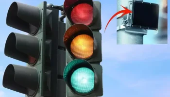 Trafik Işıklarında Yeni Dönem Başladı: Direk Üstündeki Siyah Kutuların Gerçek Görevi Ortaya Çıktı