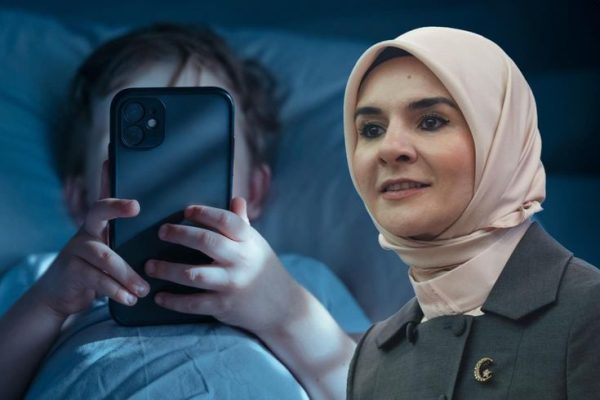 Sosyal Medyada 15 Yaş Sınırı İçin Tarih Verildi