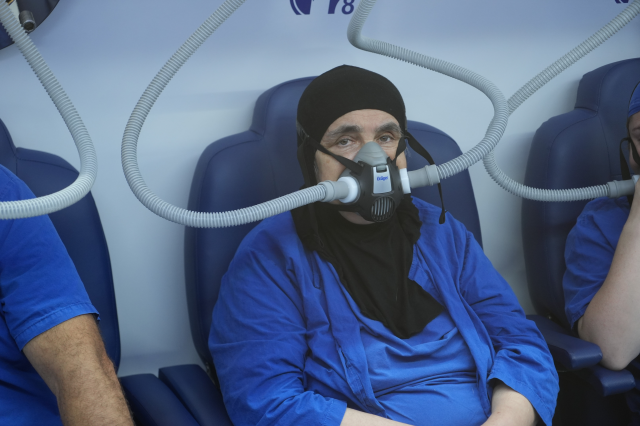Denizaltı değil, deva kapsülü: Hiperbarik oksijen tedavisi ile şifa buluyorlar